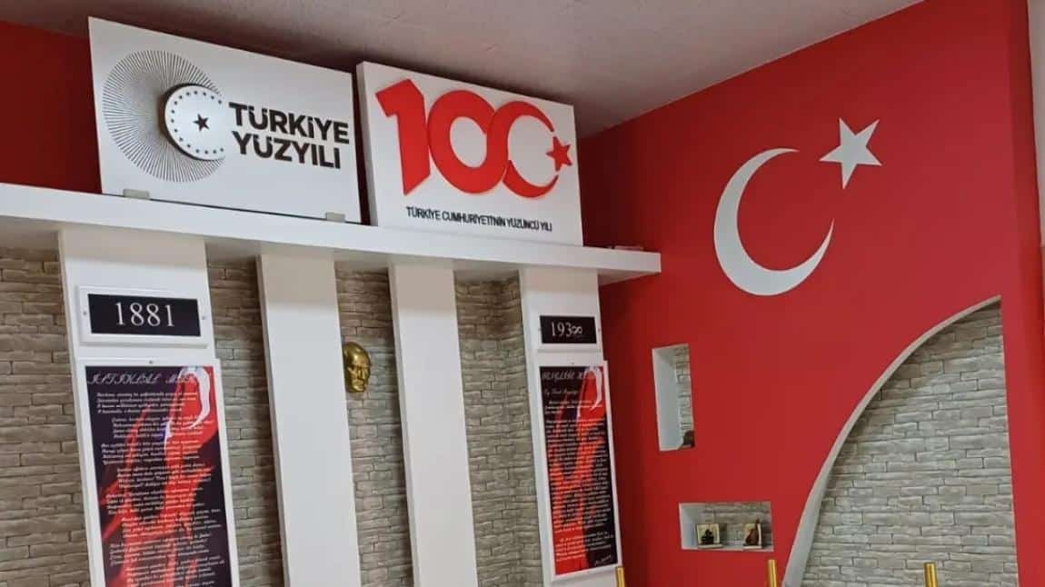Türkiye Cumhuriyeti'nin 100. Yılına Özel Logolarımız ve Afişimiz